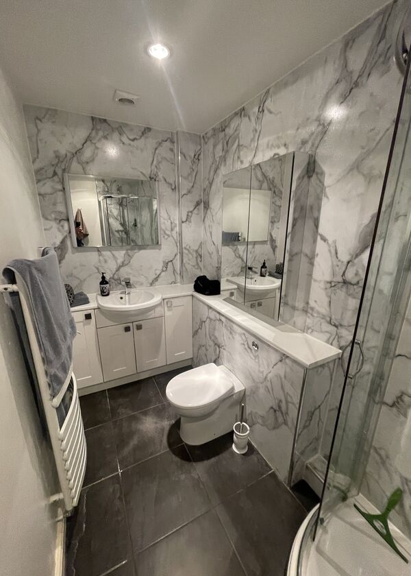 Before photos - Small, dated bathroom