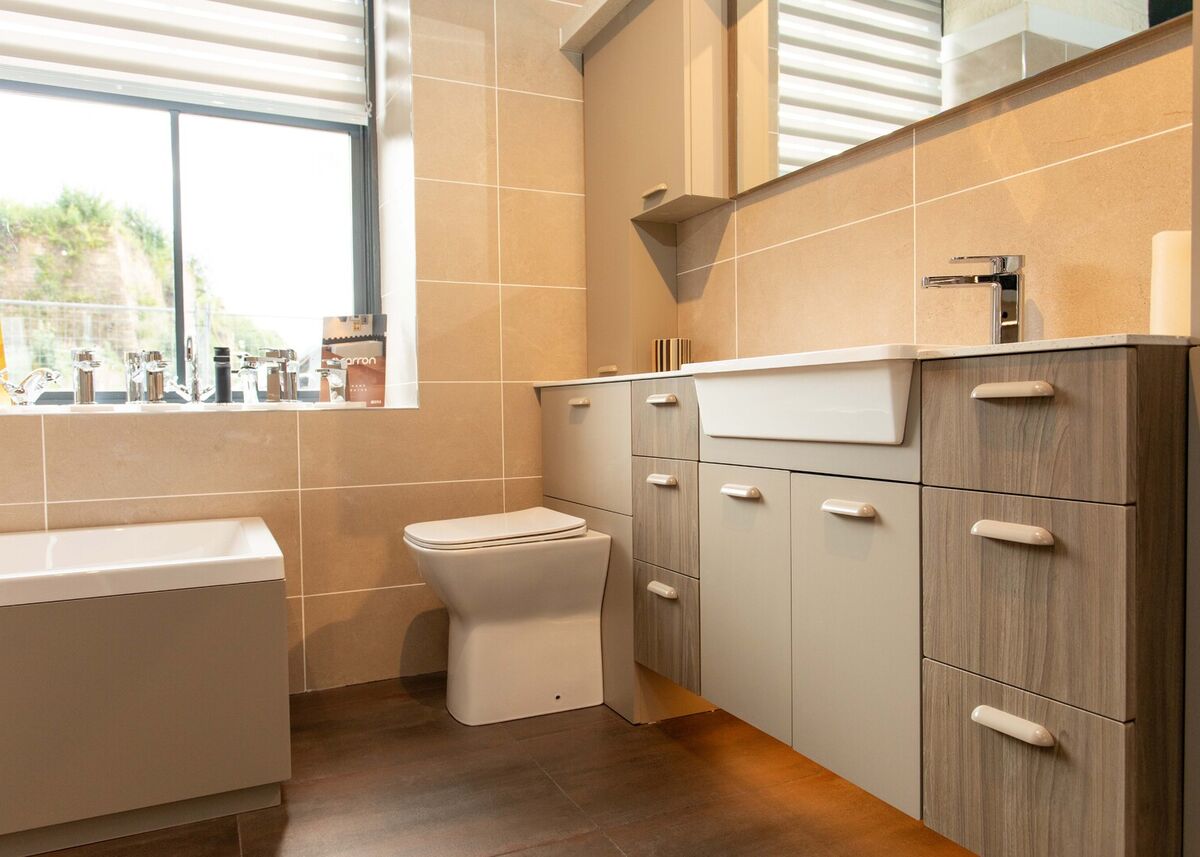 Distinct Bathrooms, Ripley 2023 - 009.jpg