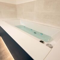 Distinct Bathrooms, Ripley 2023 - 015.jpg