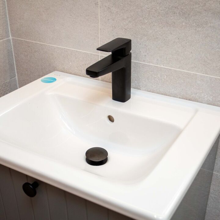 Distinct Bathrooms, Ripley 2023 - 031.jpg