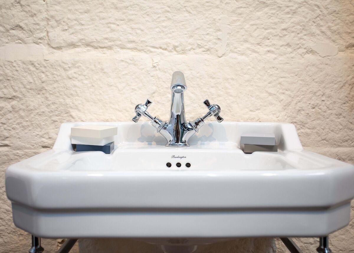 Distinct Bathrooms, Ripley 2023 - 005.jpg